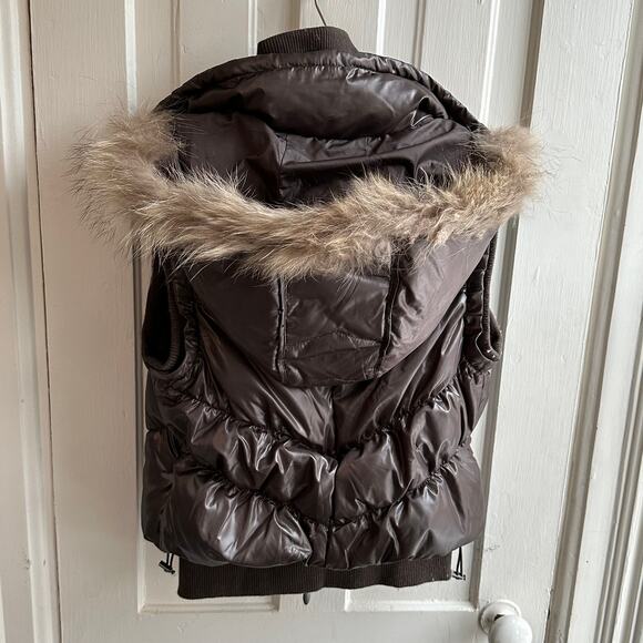 Bruno Benini Down Vest Fur Trimmed Hood - Picture 9 of 9